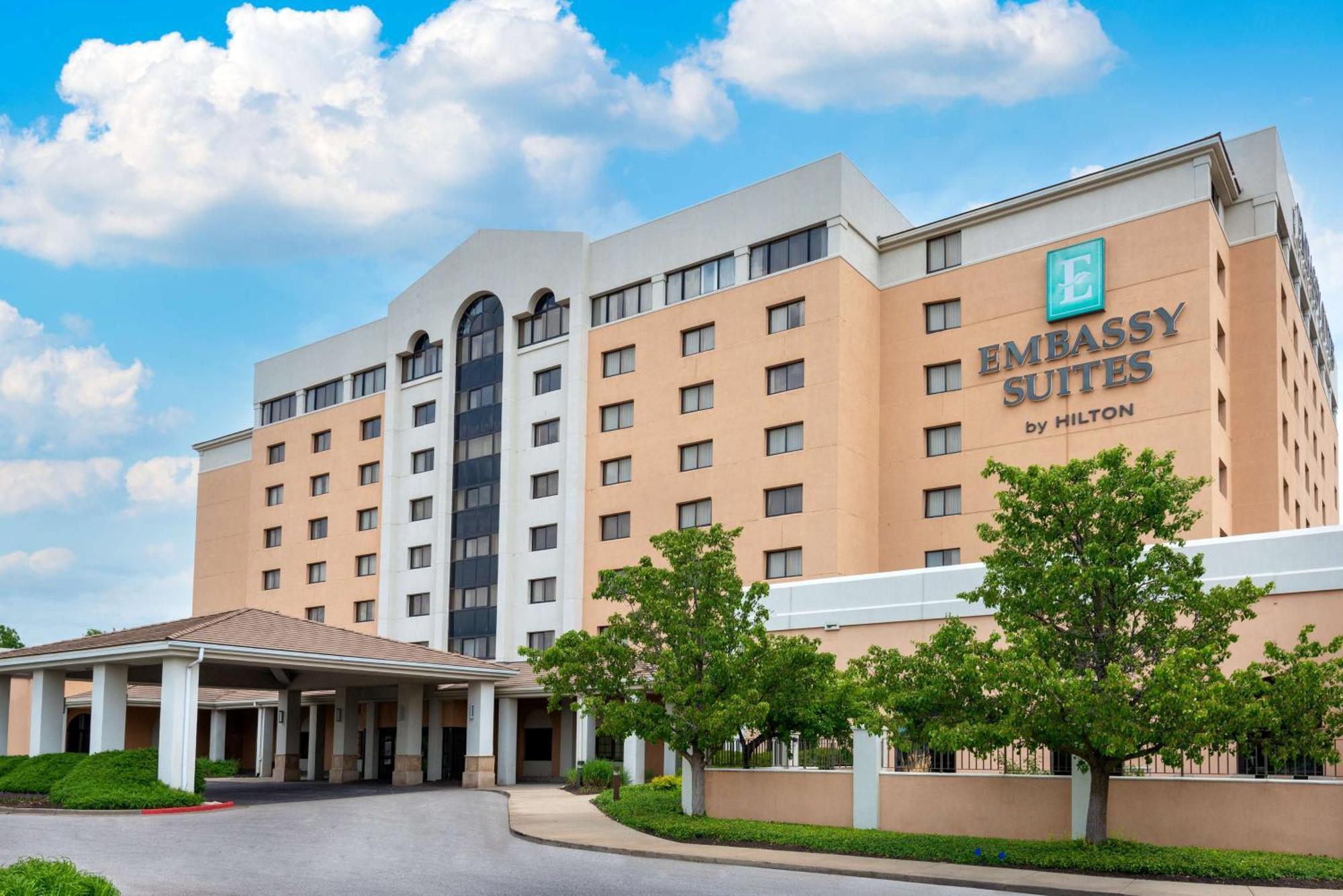 Embassy Suites By Hilton Kansas City International Airport Exterior photo